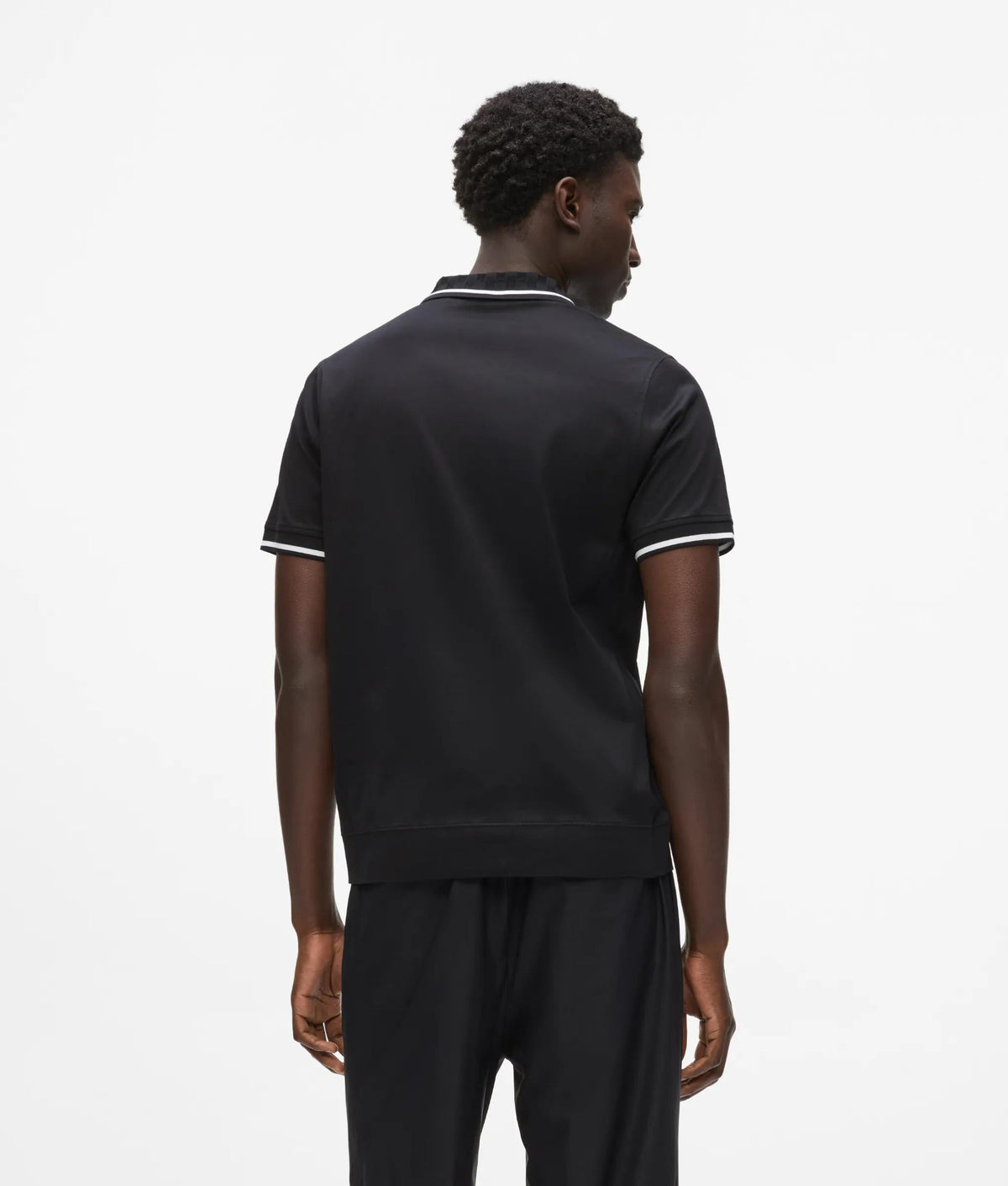 Contrast piping polo shirt